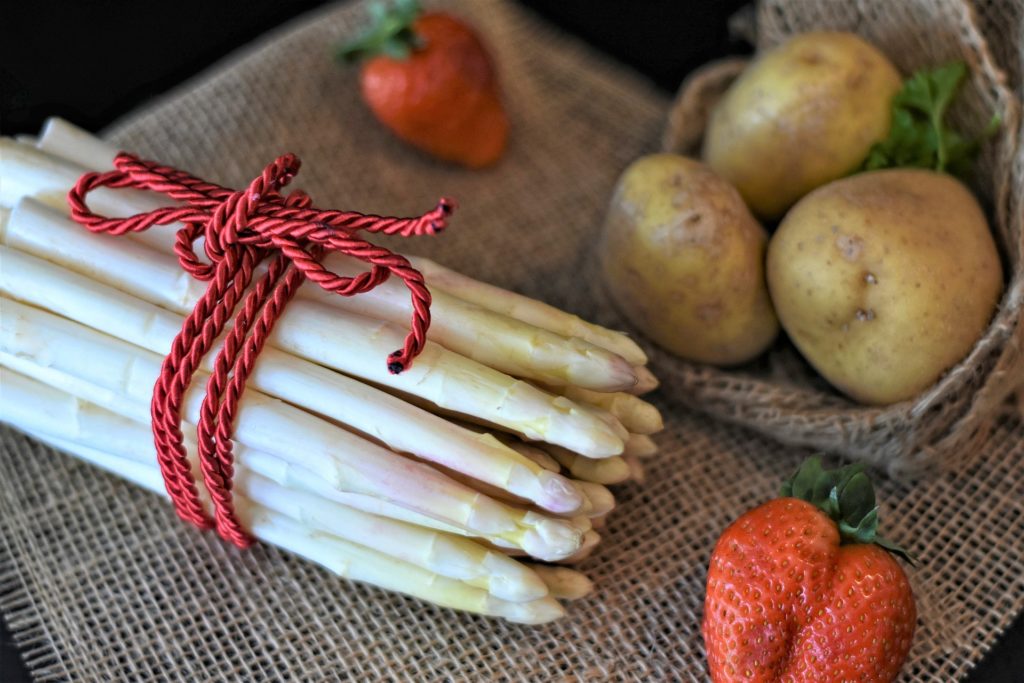 Asparagi bianchi